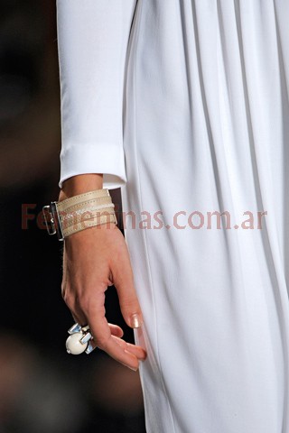 Pulseras y anillos moda joyas 2012 derek lam detail